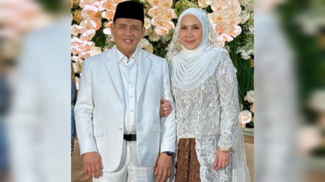 Siapa Maya Suhasni Siregar? Sosok Perempuan Hebat yang Dinikahi Wamenag Romo Syafii